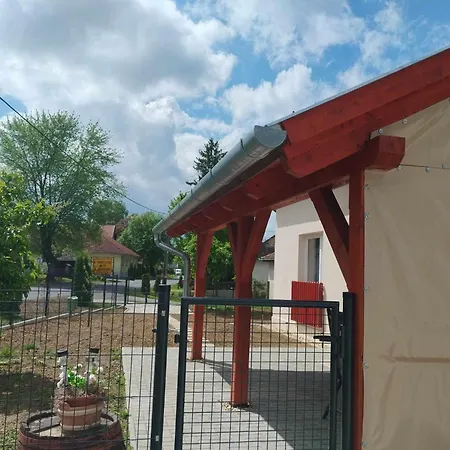 Holiday home Krisztina Vendeghaz