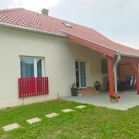 Krisztina Vendeghaz Zalaszentlaszlo
