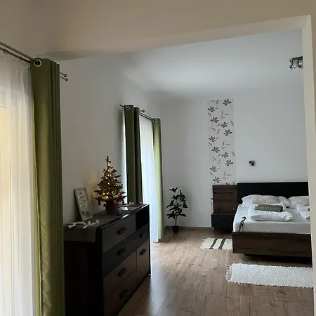Feriehus Krisztina Vendeghaz *